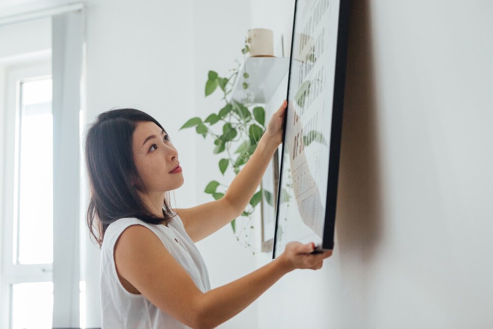 INTERIOR DECORATOR