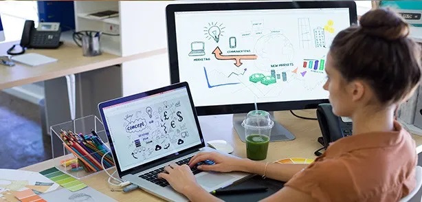 FREELANCE GRAPHIC DESIGNER